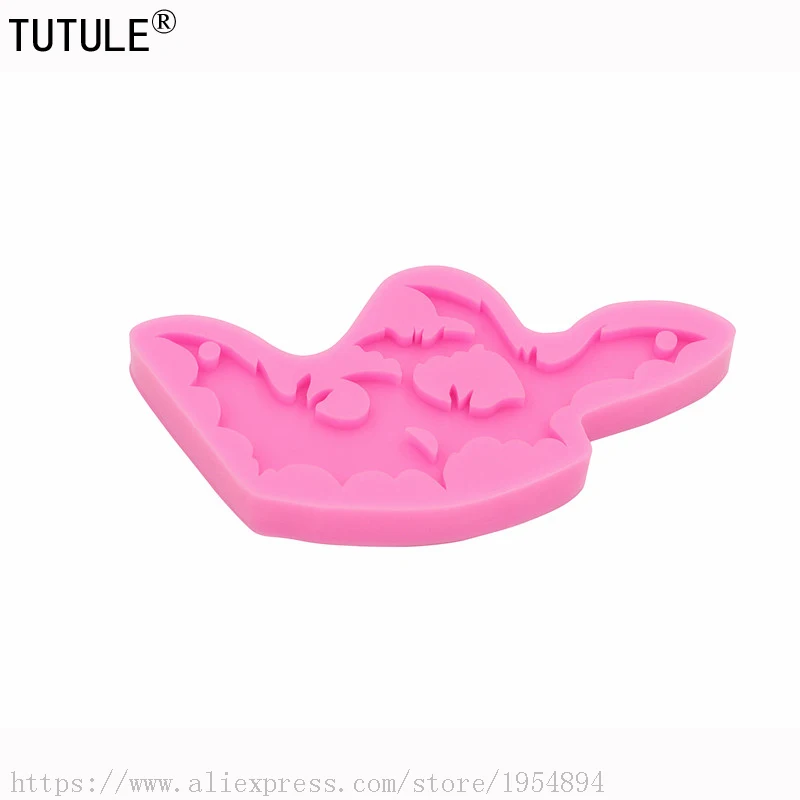 Bat Necklace mould,Bat Flexible Silicone Mold,Polymer Clays, Metal Clays, Food Safe, Fondant, Chocolate,Bat keychain mould 3