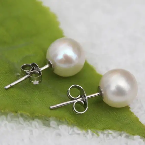 

New Favorite Pearl Earring AAA+ Genuine 8-9mm Round White Pearl Stud Earrings Silver Cultured Freshwater Pearl Fine Jewelry