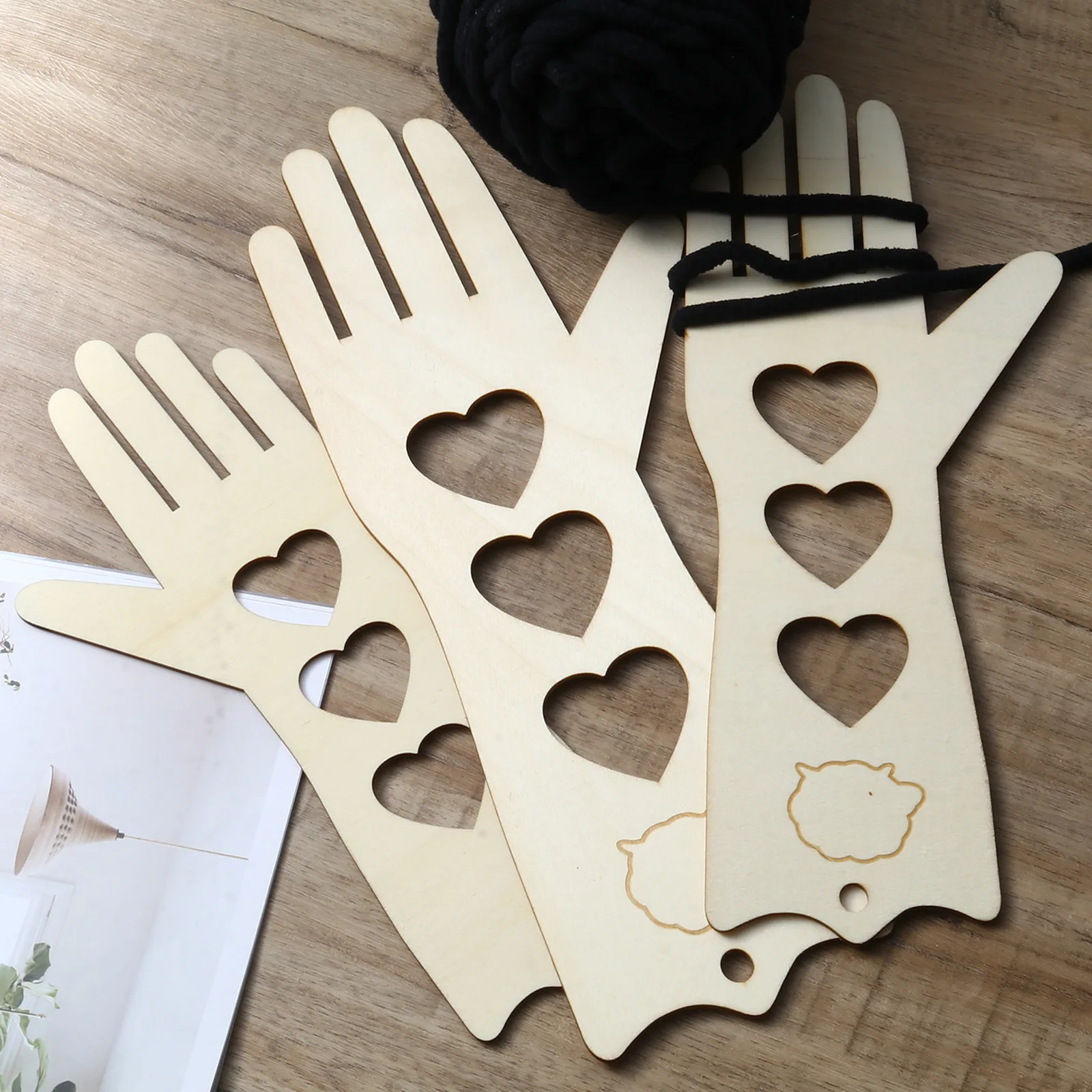 2 PCs Wooden Gloves Blockers Home DIY Glove Model Board Knitting Forms Shapes Blockers Knitting Tools For Beginners Handmade