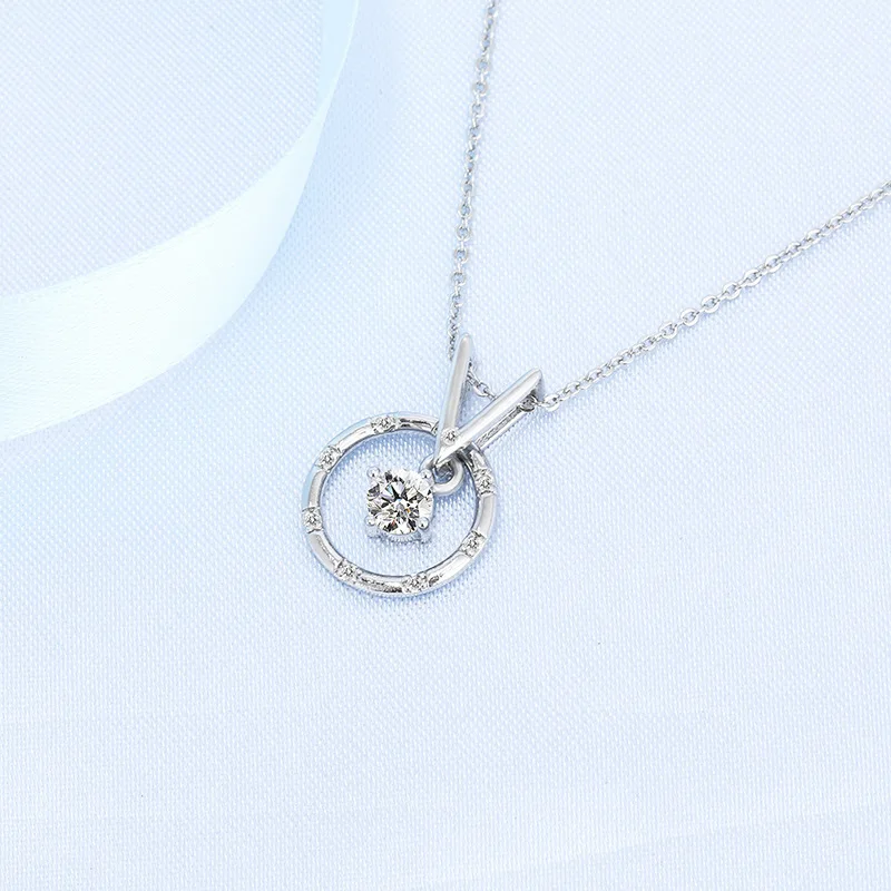 Fashion Simple Lucky Clock Pendant Necklace Exquisite Zircon Pendant Necklace Best Gift for Lovers Relatives and Friends