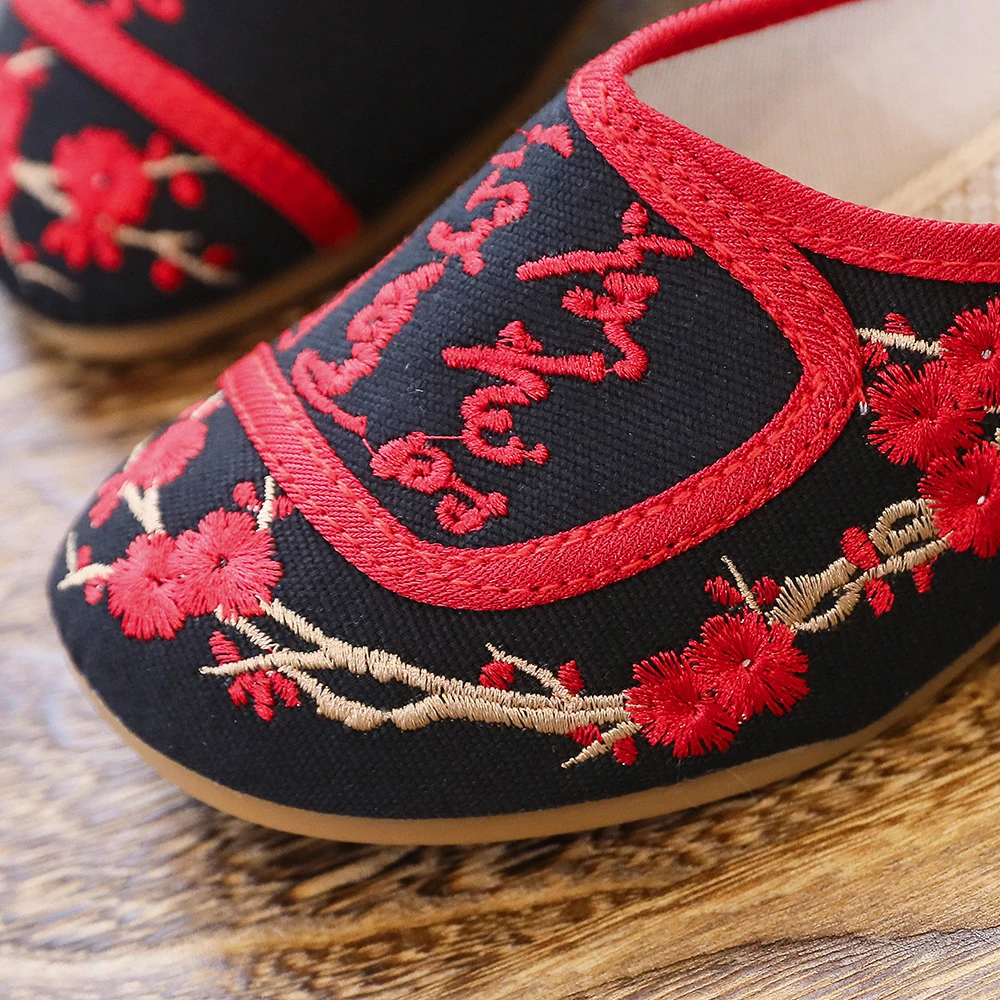 Veowalk Women Summer Cotton Fabric Flat Mules Vintage Chinese Poetry Embroidered Ladies Casual Comfortable Vegan Canvas Shoes