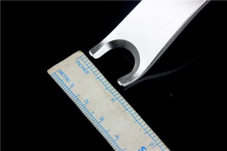 DDA anterior minimally invasive hip arthroplasty Trochanter pry acetabulum acetabular joint hook Reduction Bone lift Retractor