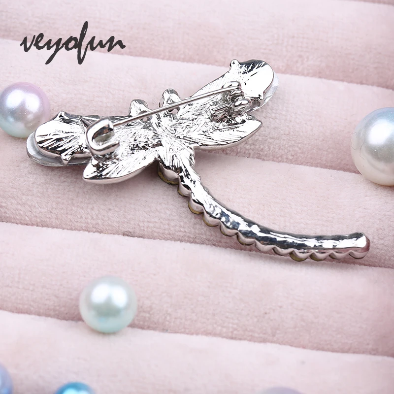 Veyofun Classic Black Dragonfly Crystal Zinc Alloy Brooches pin for Women Fashion Jewelry Gift Wholesale