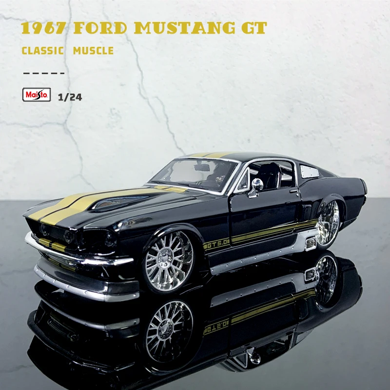 

Maisto 1:24 новая модифицированная версия 1967 Ford Mustang GT модифицированная модель автомобиля из сплава Коллекционная Подарочная игрушка