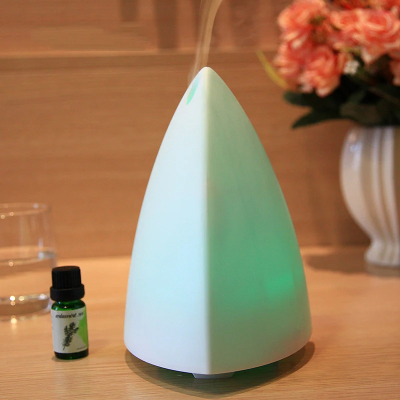 

Ultrasonic Household Aroma Diffuser Humidifier DC24V Creative Essential Oil Diffuser Remote Control For Home Colorful Light