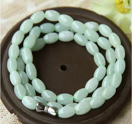 

Manual creation natural green jade necklace AAA