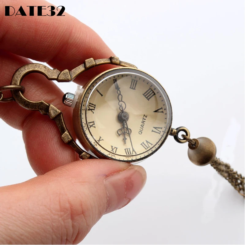 

Necklace Pendant Quartz Pocket Watch Transparent Small Ball Roman Numerals Fob Chain Clock Gifts for Boys Men Women Kids Present