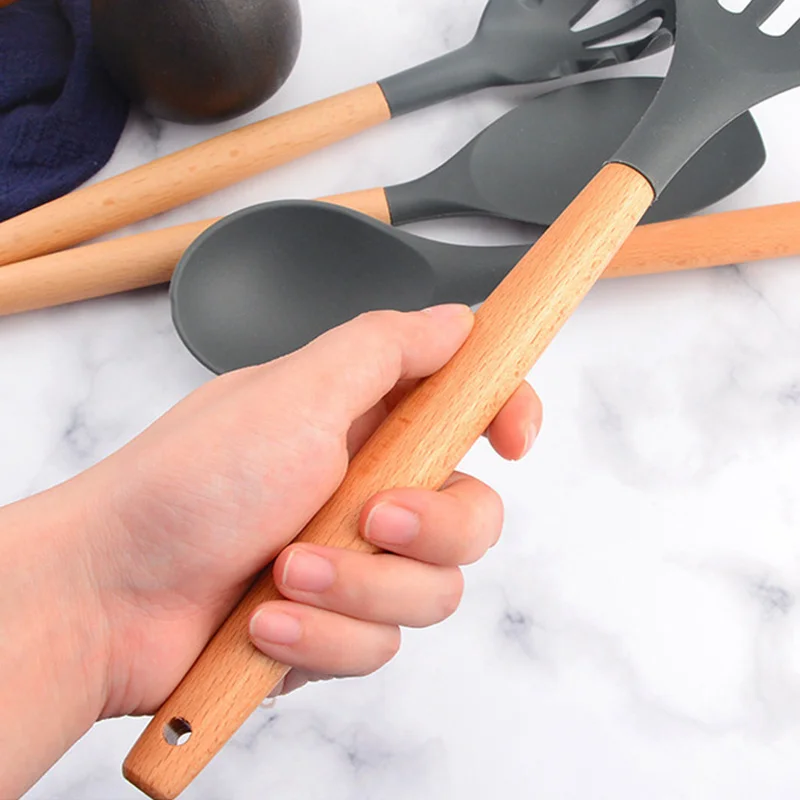 Wooden Handle Silicone Kitchenware Cooking Tools Pot Flat Shovel Soup Spoon Leaky Spoon Fried Shovel 11 Pcs Healthy Material