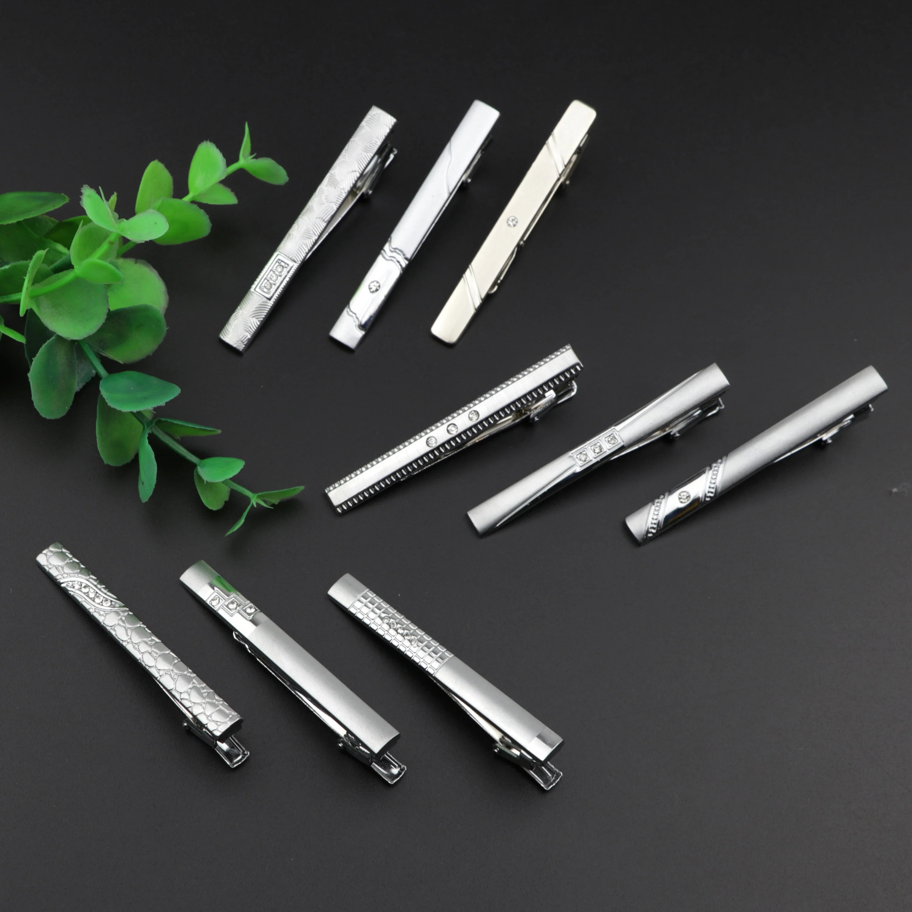 مشبك من النيكل للرجال ، إكسسوارات ، جودة عالية ، نمط عصري ، نقش معدني ، شريط بسيط ، قفل عمل ، هدية دبوس عملي #1