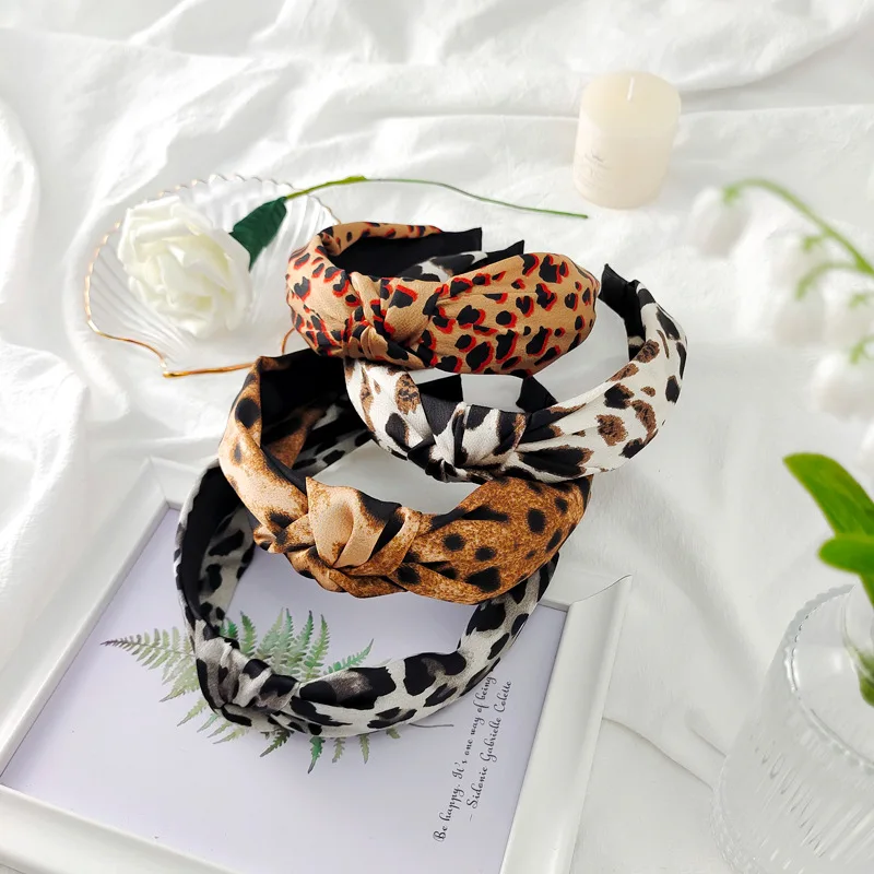 2021New fashion products Leopard flannel pearl knotted headband for Women Elastic Girl Hair Accessories Headwear