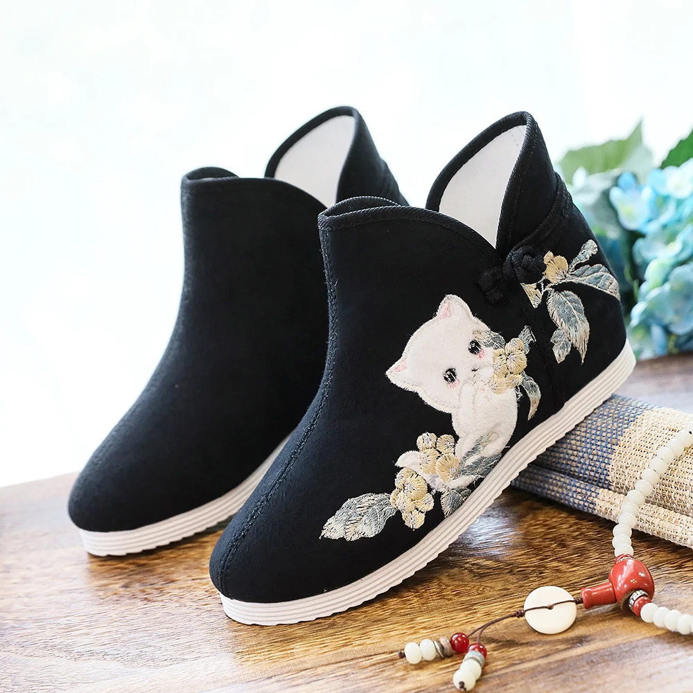 Veowalk Animal Embroidered Autumn Women Cotton Short Ankle Boots Comfortable Ladies Flat Booties Shoes Black Grey White Pink