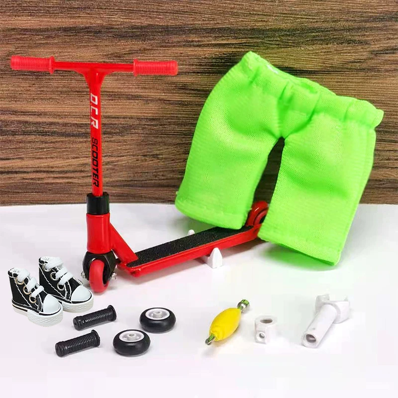 Alloy Finger Scooter Skateboard Shoe Accessories Set Two Wheels Skate Clothe Fingerboard Bikes Fingertip Novelty Toys Gift Child