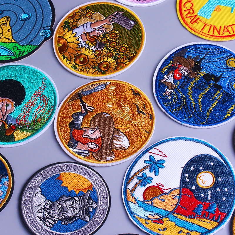 Round Cartoon Patch Iron On Patches For Clothes DIY Starry sky Embroidered Patches For Clothing Applique Stripe Sticker Van Gogh