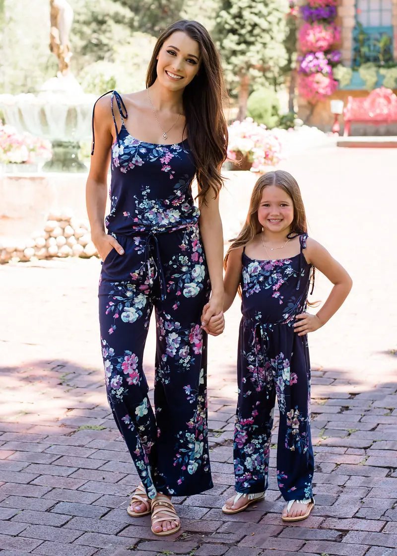 

Mother and daughter pants Floral Matching Mom Girls Family Clothes Outfits beach pants Elegant princess Pageant vestidos