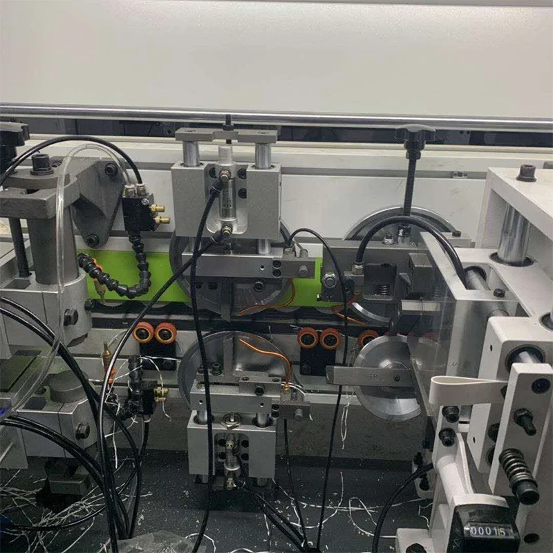 Fully automatic edge banding machine scraper assembly, blade assembly, upper and lower knife assembly