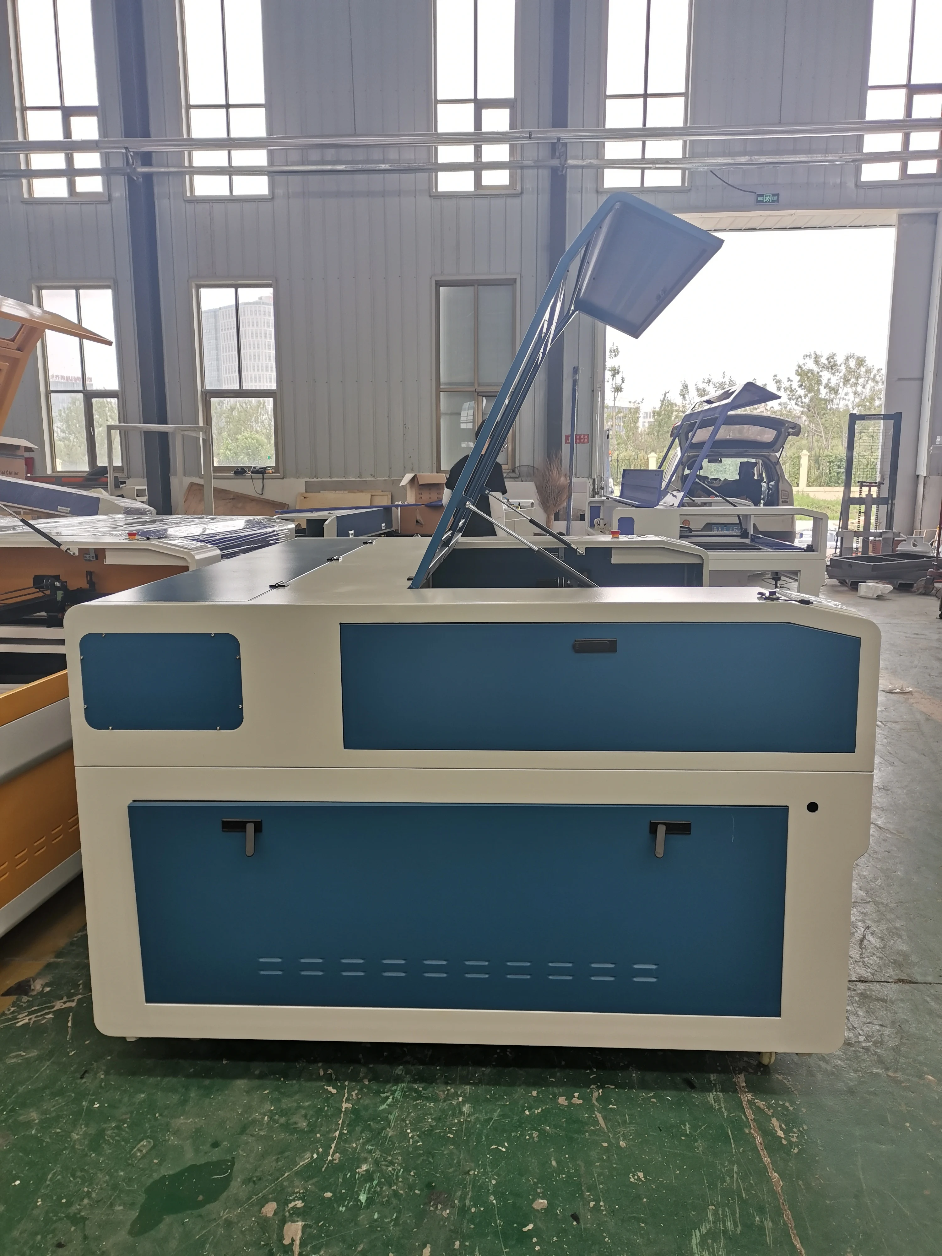 2020 nova produção reci metal máquina de corte a laser para 1.5-3mm de aço inoxidável/aço carbono co2 cortador a laser com tubo reci