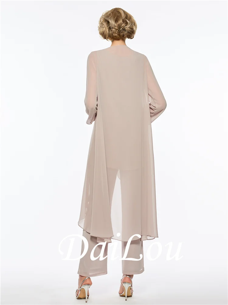 Pantsuit / Jumpsuit Mẹ Của Cô Dâu Đầm Plus Kích Thước Thanh Lịch Bateau Cổ Tầng Dài Phối Tay Voan 2022