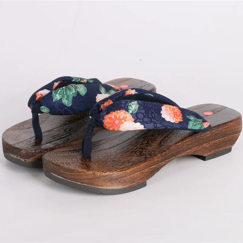 Japanese Anime Cosplay Costumes Kimono Geta Flip-Flops Round Toe Paulownia Sandals Women Wooden Flat Slippers Clogs Home Shoes