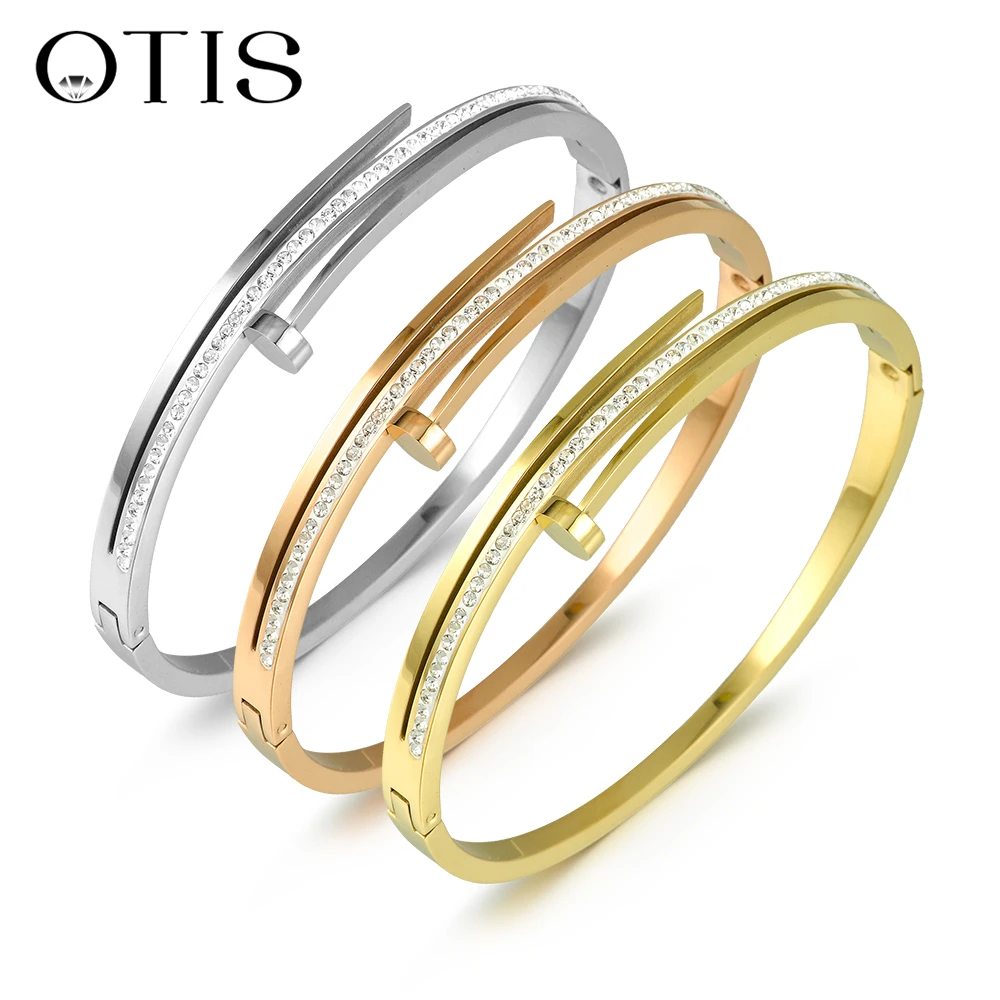 

Women's Best-Selling Fashion Classic Retro Nail-Shaped Stainless Steel Bracelet