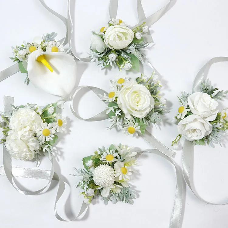 สีขาว Dasies Aralifical Boutonnieres สำหรับงานแต่งงานเจ้าสาวและเจ้าบ่าวพิเศษโอกาสผู้เข้าพัก Corsage