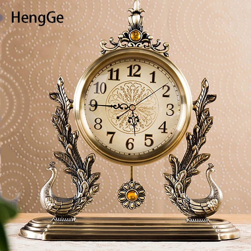 

Nordic Desk Clock Light Luxury Living Room Mute Clock for Table Modern Creativity Relief Peacock Decorate Vintage Clock Ornament