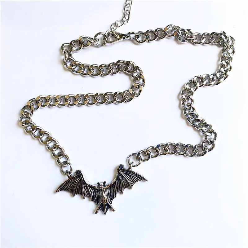 Fashion Vintage Punk Gothic Bat Chain Necklace For Women Animals Choker Halloween Collar Hip Hop Girls Jewelry Gift