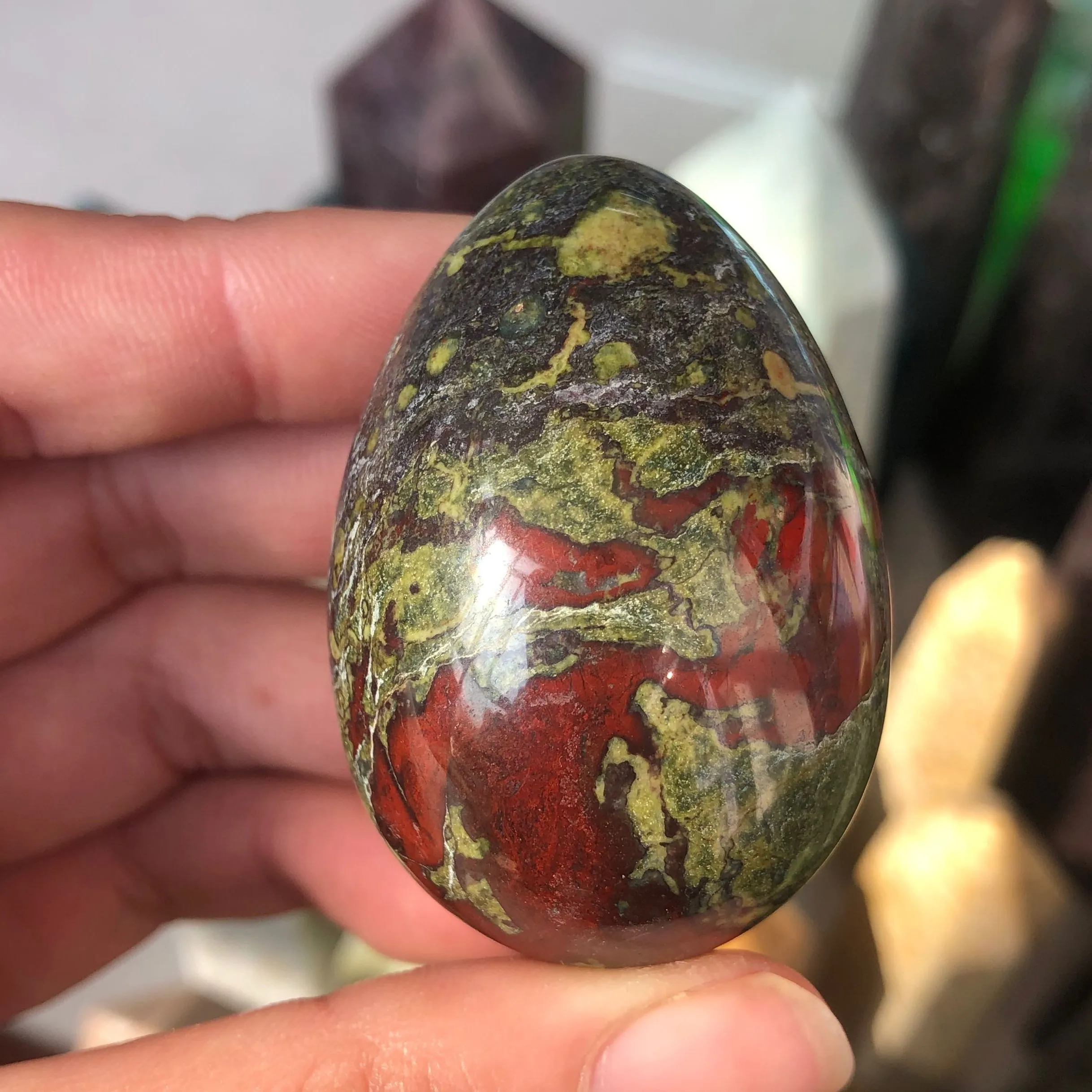 

Natural Dragon Blood Stone Egg Gemstone Massage Egg Crystal Reiki Healing Chakra Stone Home Decoration