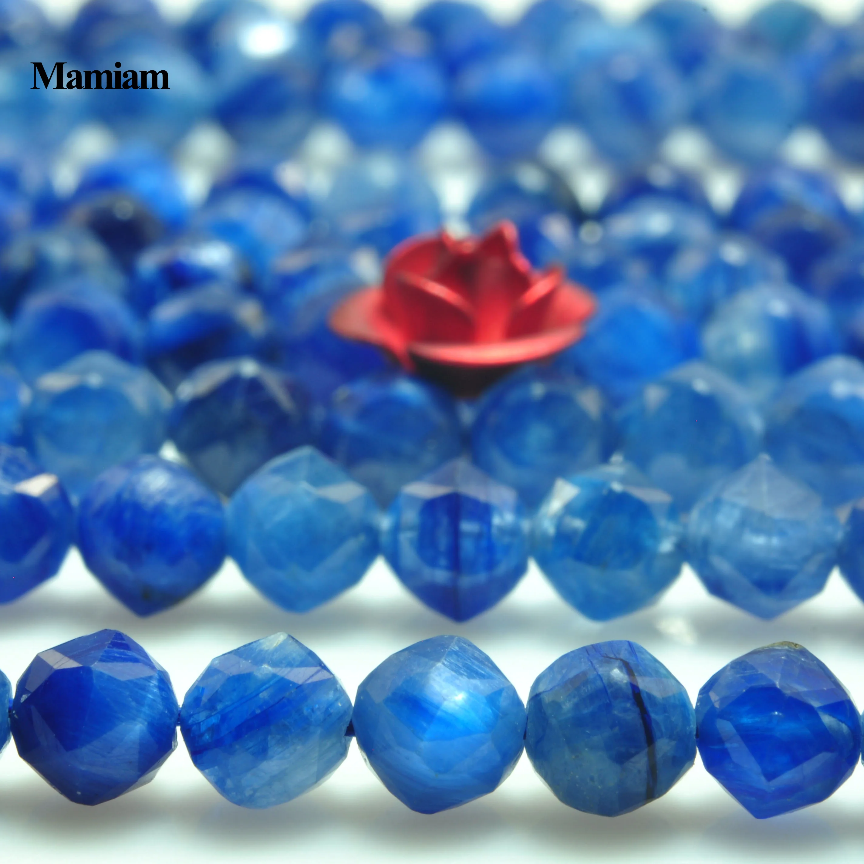 

Mamiam A+ Blue Kyanite New Faceted Round Charm Beads 4mm Smooth Loose Stone Diy Bracelet Necklace Jewelry Making Gift Design