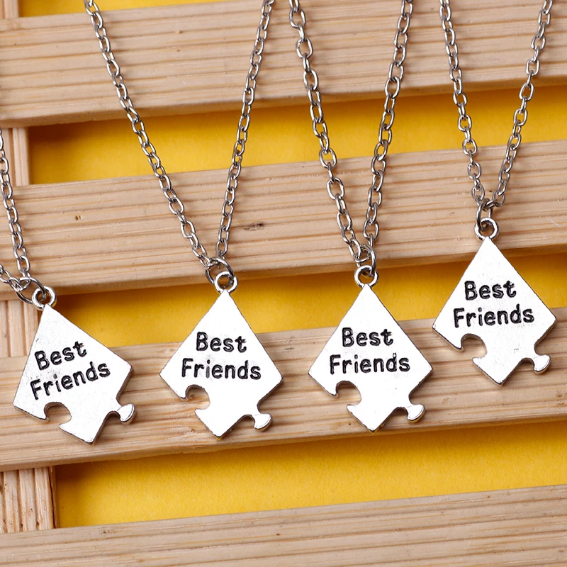 2024 New 4 Piece Set Fashion Best Friend Pendant Necklace Bff Good Friend Gift Men Ladies Student Friendship Jewelry