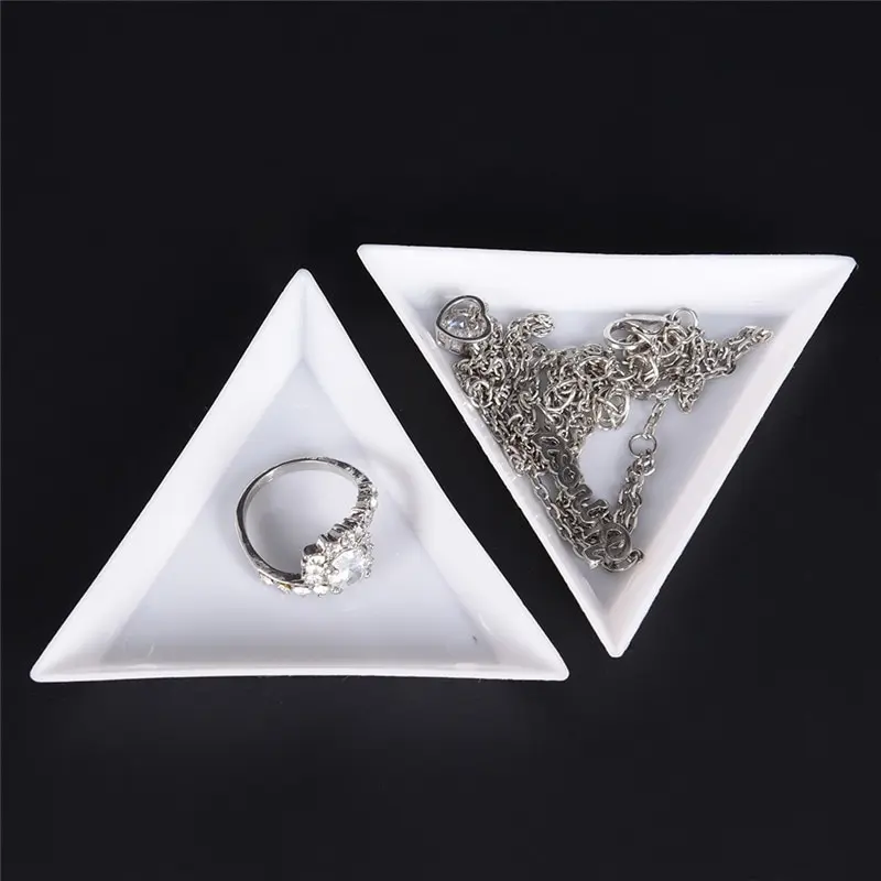 10pcs/lot White Containers Environmental PP Triangle Plate For Jewelry Beads Organizer  For Beads Display Plastic Tray Packaging