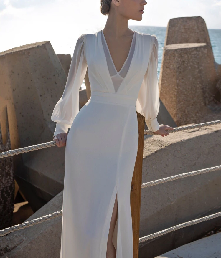 Customized Deep V-Neck Collar Vintage Hepburn Long Wedding Dresses Women Backless White Sexy Lantern Sleeves Female Party Dress