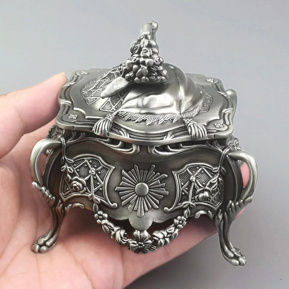 

ROSIKING Emboss Alloy Metal Music Box Castle in the Sky For Frends Girl and Children Birthday Gift