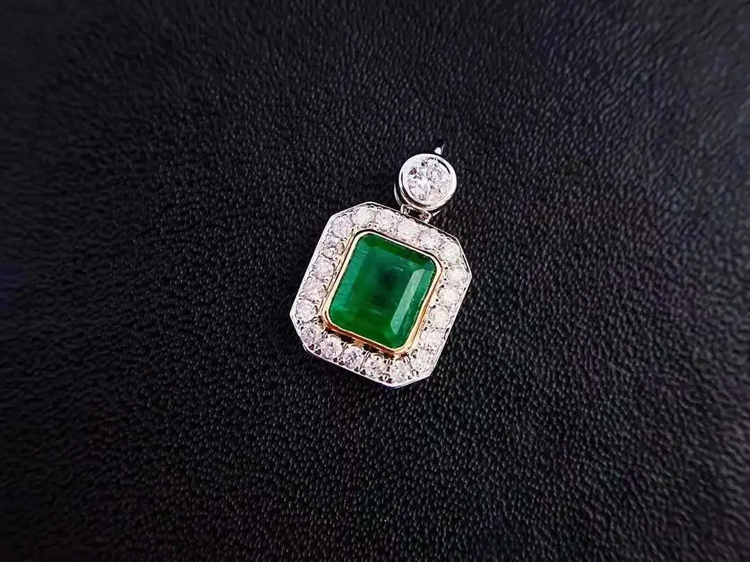 

18k (au750) real gold fashion natural emerald with diamond pendant&necklace jewelry for lady&women&wedding&party&anniversary sou