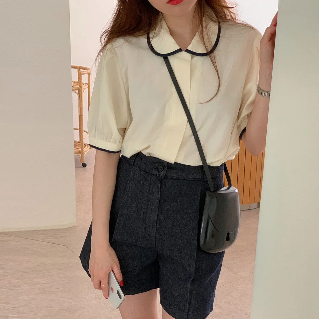 

New Womens Blouse Summer Tops Femme Summer Women Shirt White Short Sleeve Cotton Girls Women Blouse New Blusas Solid Loose