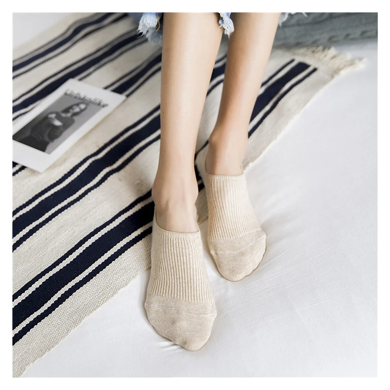 Women Short Socks Invisible Socks Low Cut Ankle Socks Non-slip Silicone Boat Socks Slipper Socks Colorful Cotton Socks for Girls