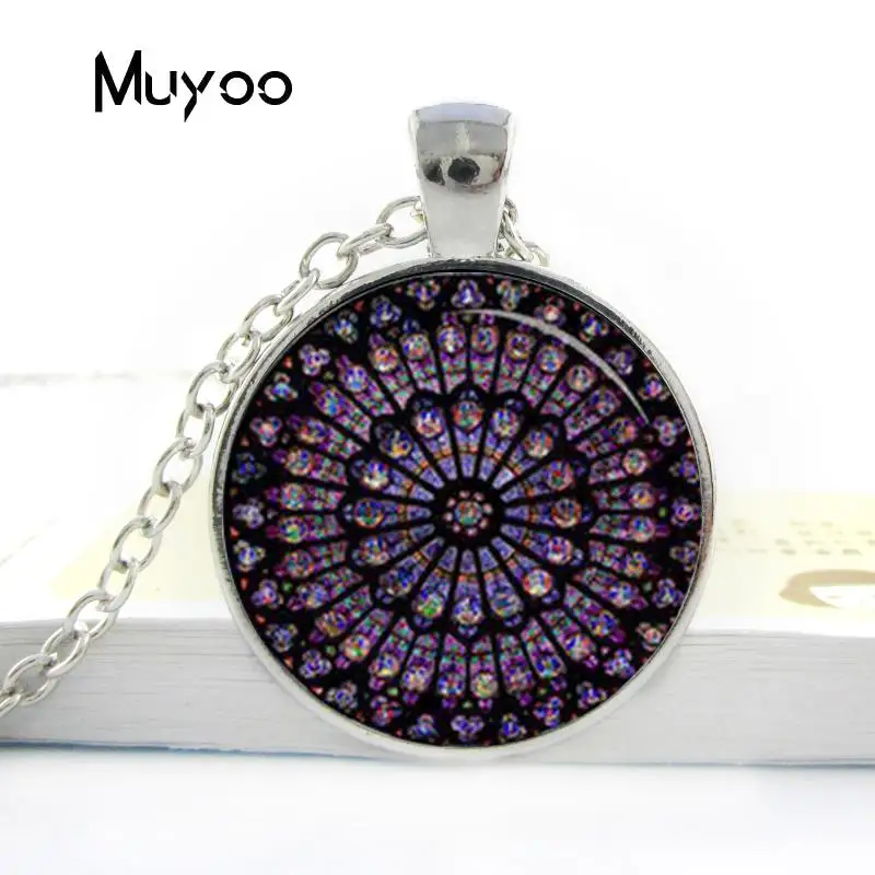 2020 New Vintage Rose Window Notre Dame De Paris Cathedral Pattern Handmade Jewelry Pendant Necklace