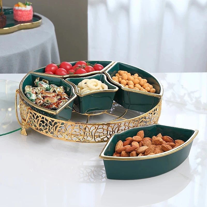 

Luxury Nordic Creative Gold Deer Ceramic Dry Fruit Snack Plates Candy Box Fruit Platter Modern Coffee Table Collection Box Gift