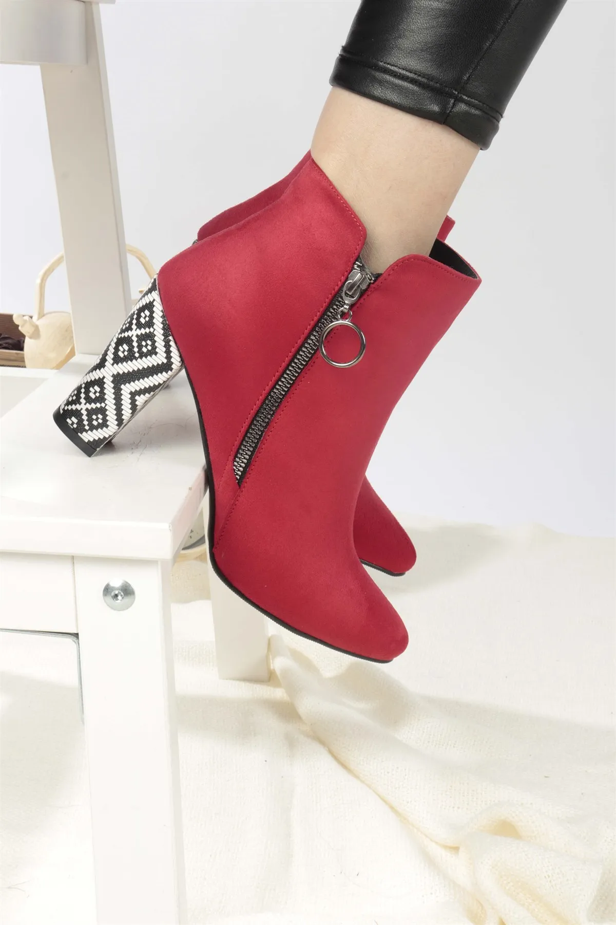 Botas de ante rojo Aureola