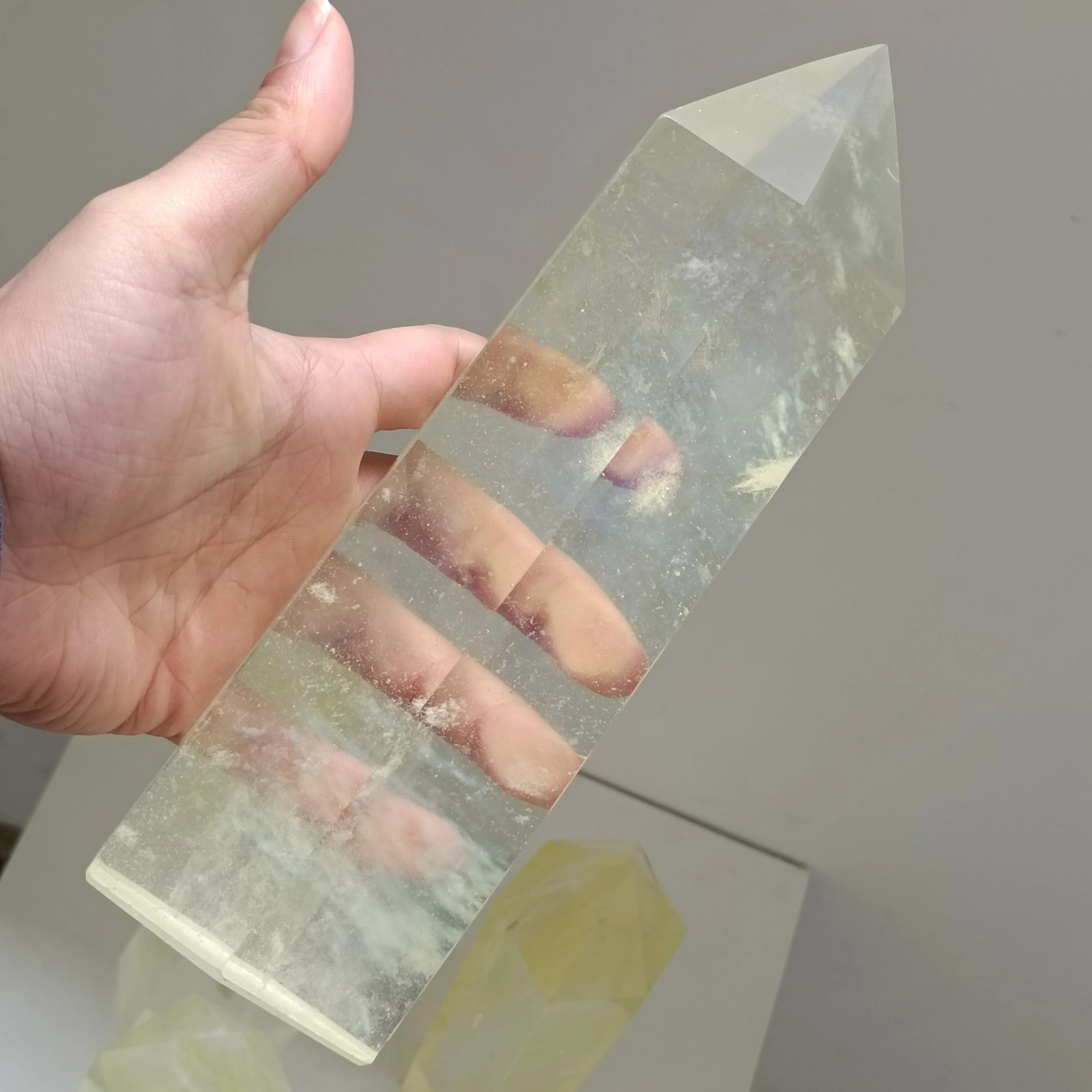 800-1200g  Smelting stone yellow quartz stones and crystal obelisk wand point healing decoration provide energy