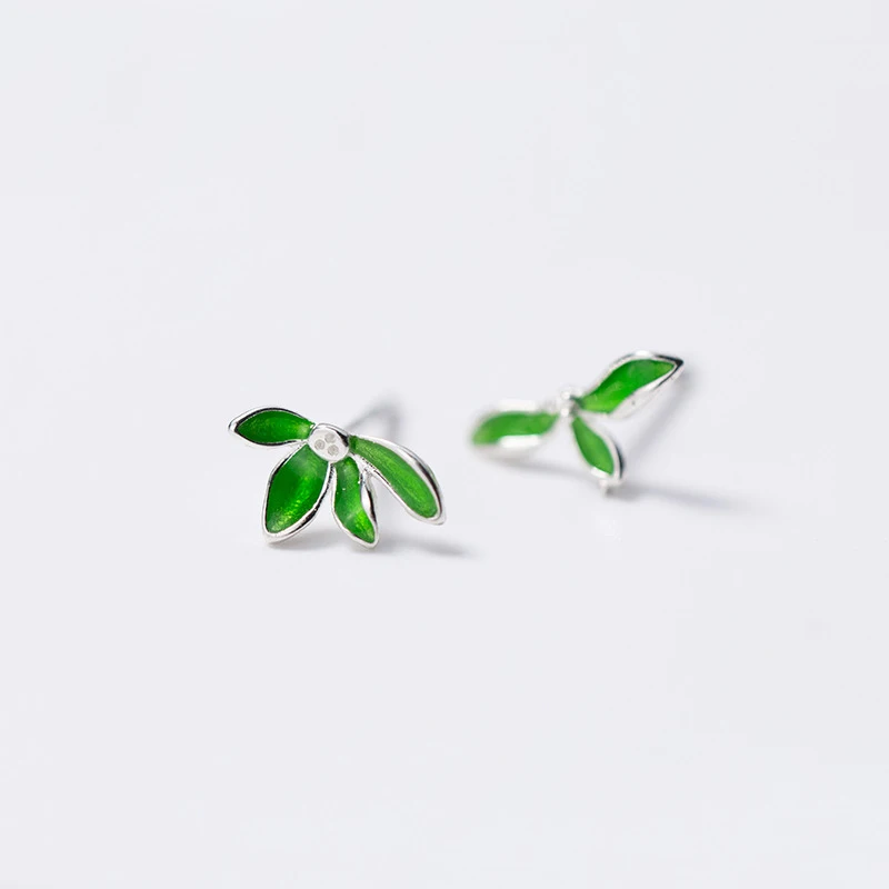 MloveAcc 925 Sterling Silver Jewelry Asymmetry Fresh Green Leaves Stud Earrings for Womens Girl Fashion Jewelry