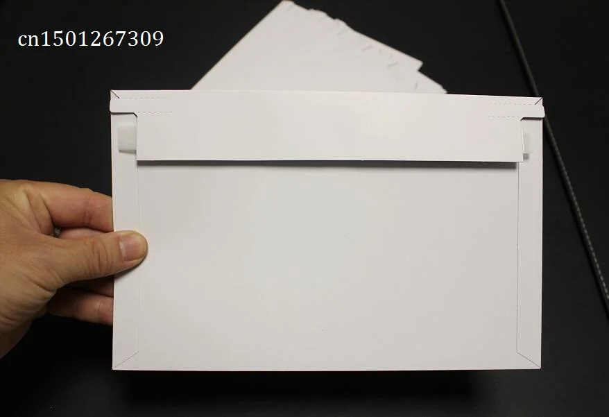 Formaat 24.5X16Cm Blanco Wit Zelfzegel Kartondocument Enveloppen Blijven Plat Mailer Mailing