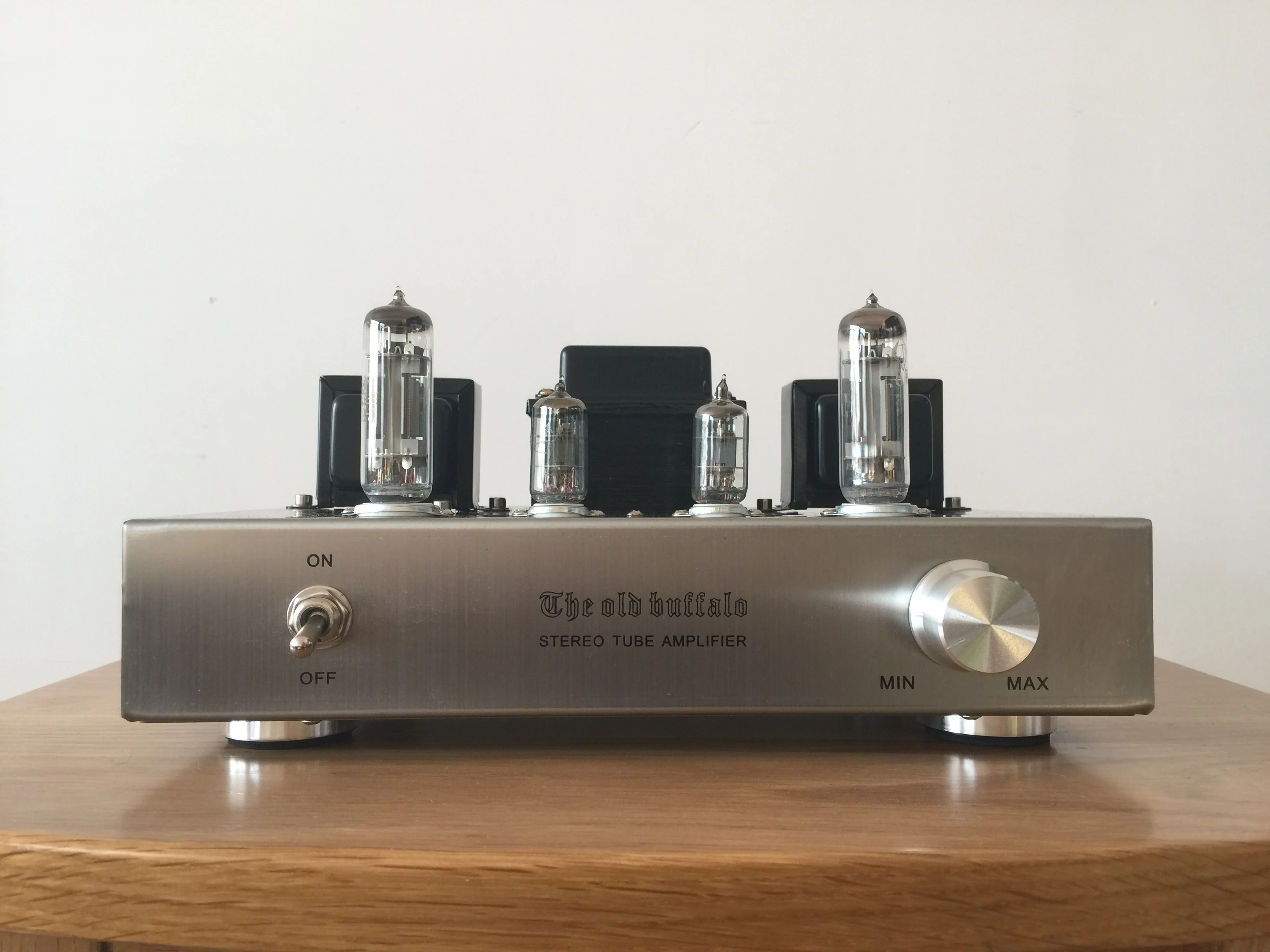 

6C19 electronic tube power amplifier, silver wire manual scaffolding, full sound like 300B. Input sensitivity: 500~2000mV