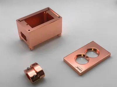 New HI-END fever-grade audio dedicated line, copper low box, copper power strip 117*70MM low-end