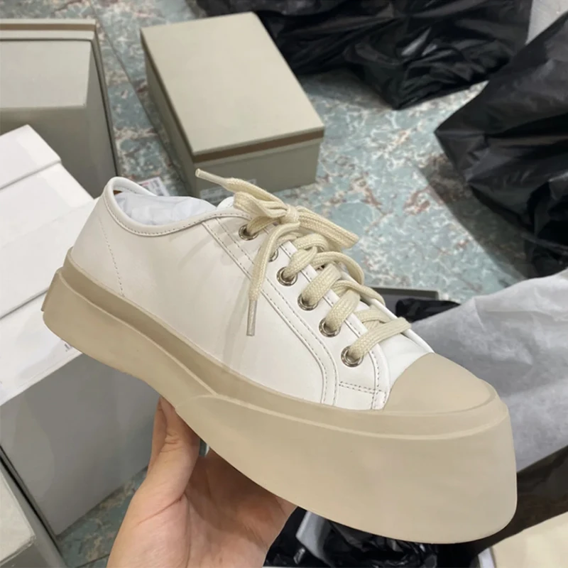 Fashion Round Toe Thick Bottom Casual White Shoes Women Lace-up Sneakers Women Leather Flat Canvas Shoes Women Zapatos de mujer