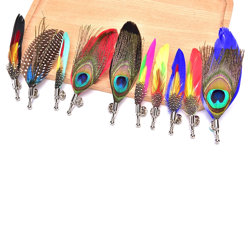 Colorful Feather Brooch Lapel Pin Fashion Designer Handmade Men Women Novelty Brooches Lapel Pins Dress Suit Accessory Gift