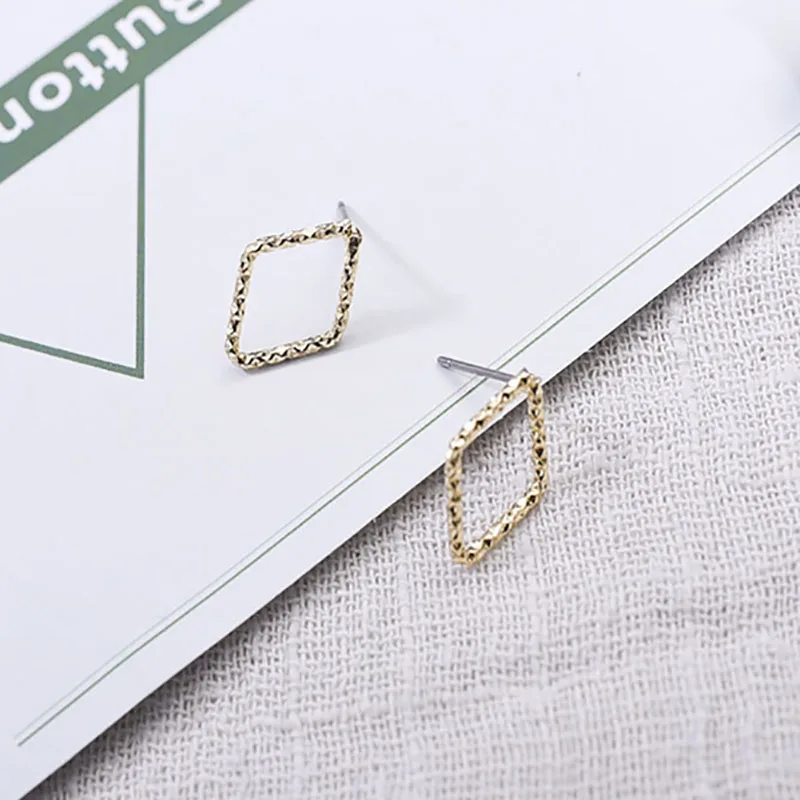 Carvejewl simple small stud earrings Korea design geometric metal faceted rhombus earring for women girl gift jewelry gold color