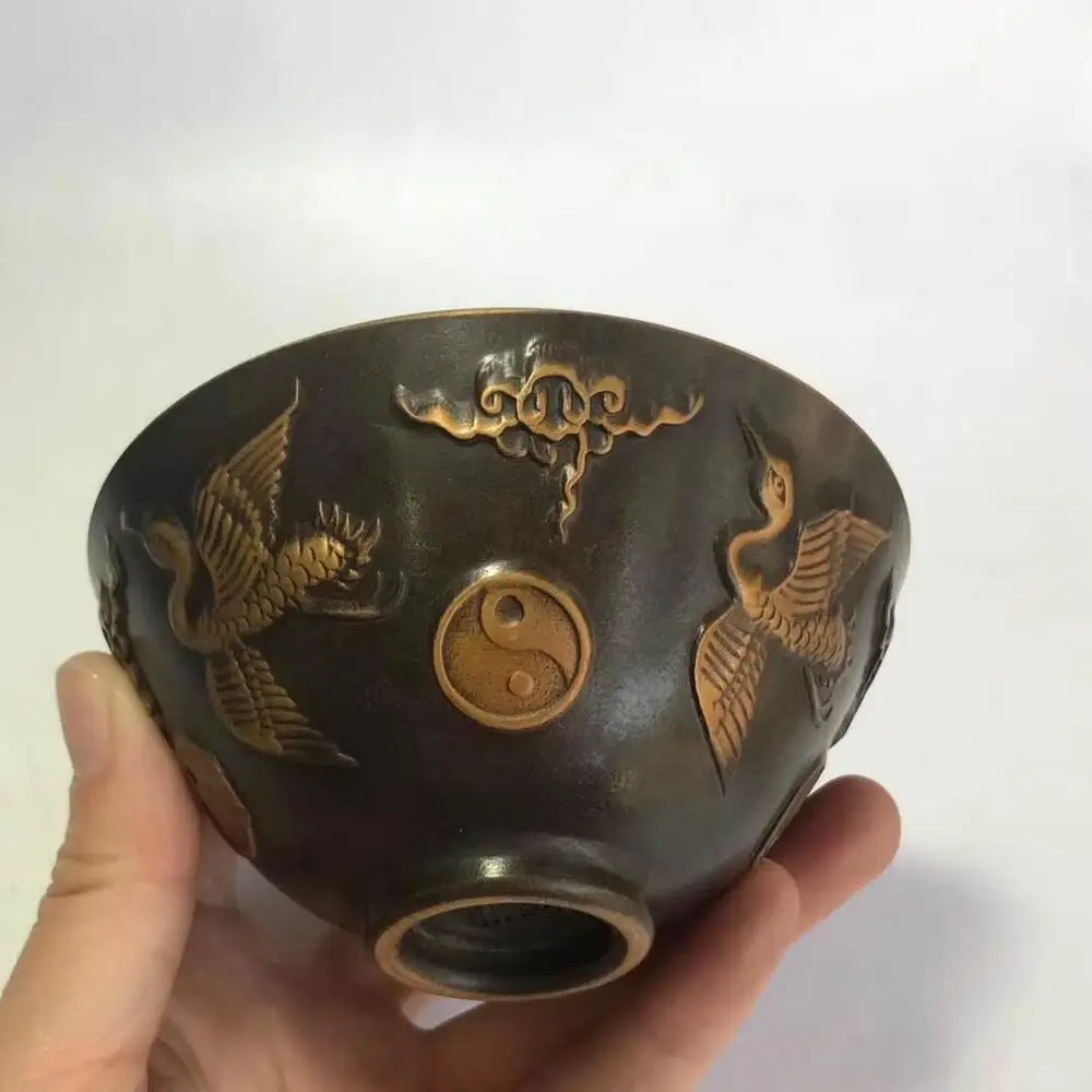 

Chinese pure brass bowl carved with cranes statue