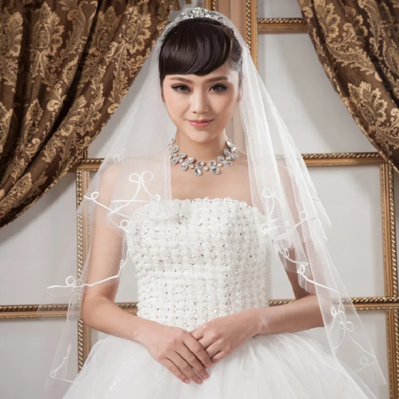 White Simple Elegant Short Bridal Lace Edge Women Wedding Veil Accessories