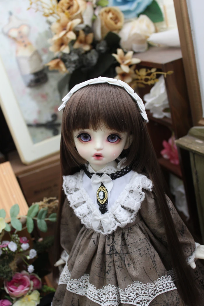 

Платье для куклы BJD подходит для размеров 1/41/6 мsd и Blythes, модная Ретро-юбка в западном стиле + простые белые аксессуары для волос