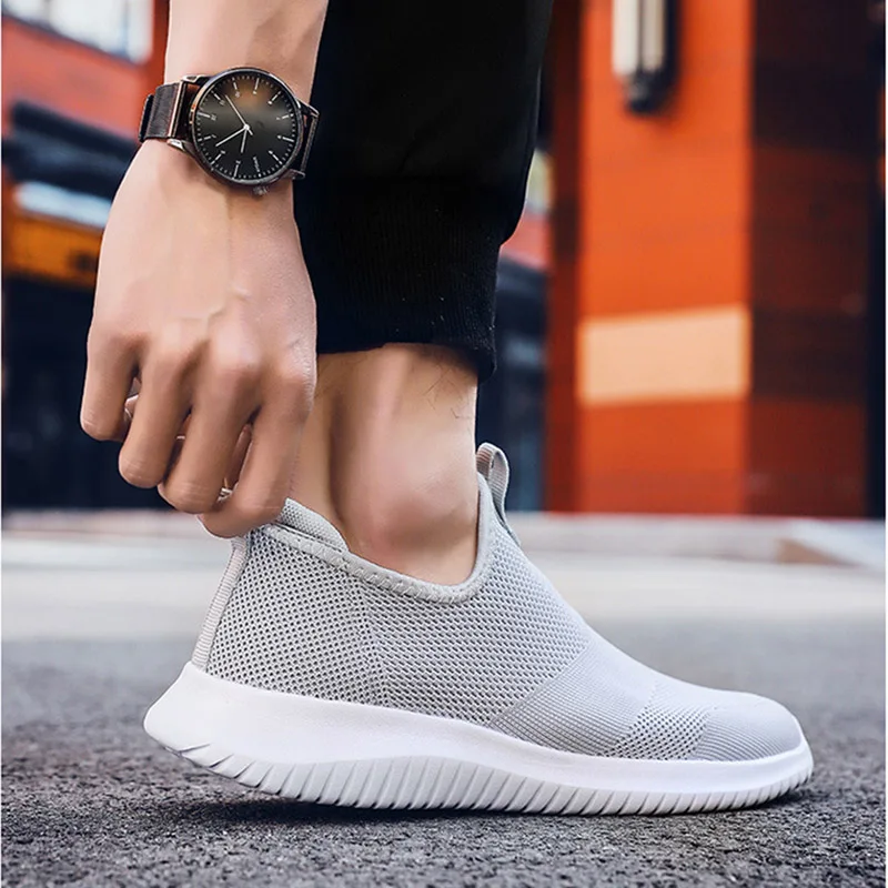 2020 Cheapest Men Casual Shoes Men Sneakers Summer Running Shoes For Men Lightweight Mesh Shoes Breathable Men\'S Sneakers 38-48